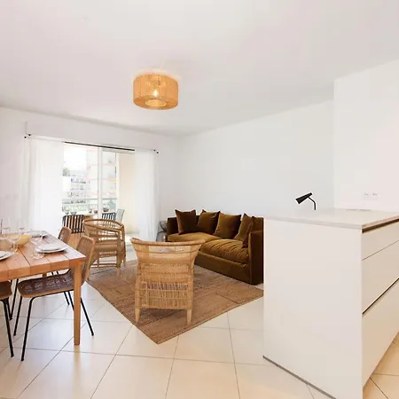 Apartmán Superbe Climatise A - 2 Pieces, Parking Inclus *